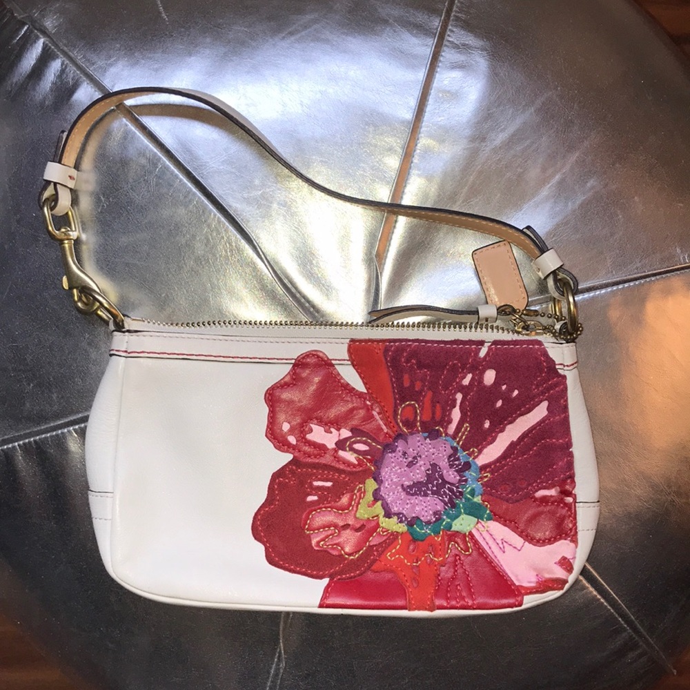 Coach poppy purse